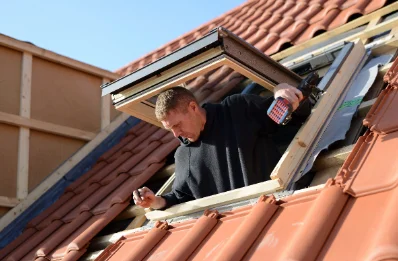 Pose de fenêtres de toit Velux à Plesnois